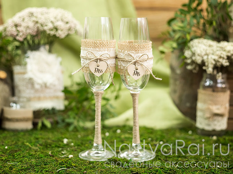 Фото. Рустикальные свадебные бокалы.
