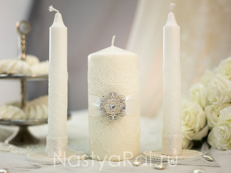 Фото. Свечи свадебные с кружевом "Шарлиз".
