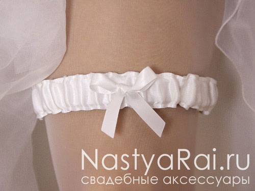 Фото. Тонкая подвязка для невесты, белая.