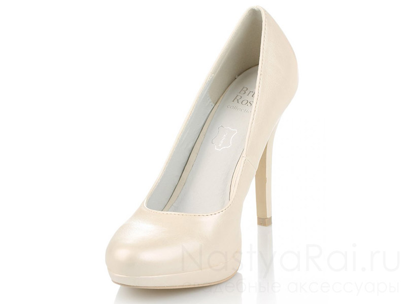 Фото. Tуфли с открытой платформой.