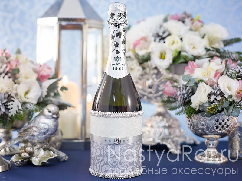 Фото. Украшение для шампанского "Королева".