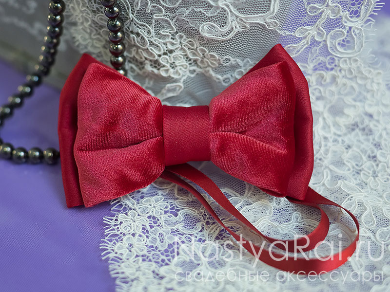 Фото. Бархатный галстук-бабочка "Рубин".