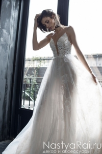 Полупрозрачное свадебное платье с жемчугом RIKI DALAL RD-213. Фото 000.