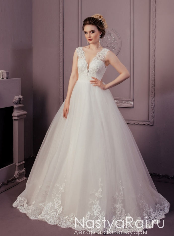 Фото. Пышное свадебное платье с кружевом ZCD002.