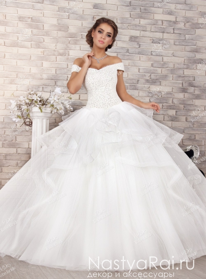 Фото. Свадебное платье с расшитым верхом FC003.