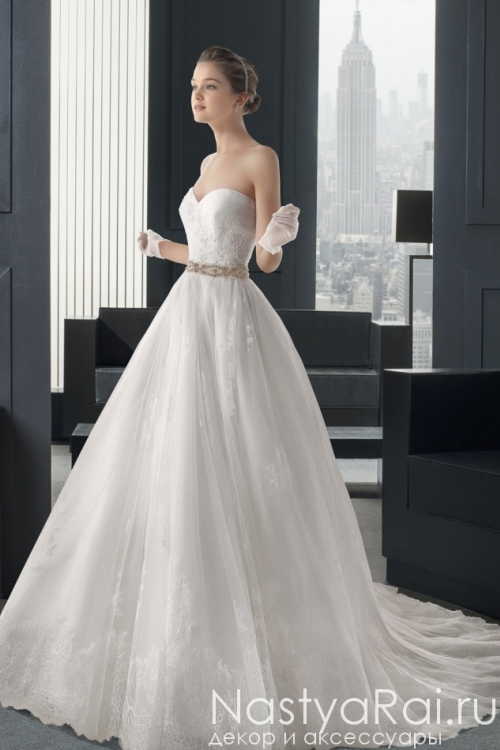 Пышное свадебное платье с шлейфом ROSA CLARA 7A11