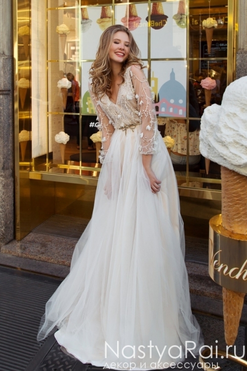 Свадебное платье из фатина с вышивной ZAR006
