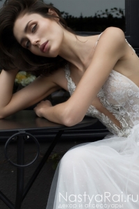   c     RIKI DALAL RD-212.  001.