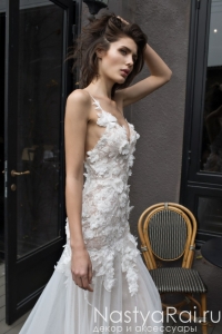      RIKI DALAL RD-211.  002.