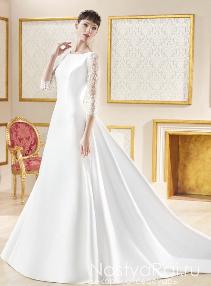 Фото. Атласное свадебное платье с кружевными рукавами MANU GARCIA MG0816.