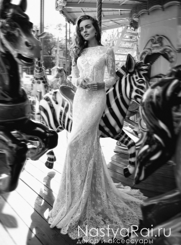Фото. Свадебное платье-русалка с длинными рукавами и шлейфом ZBZ005.