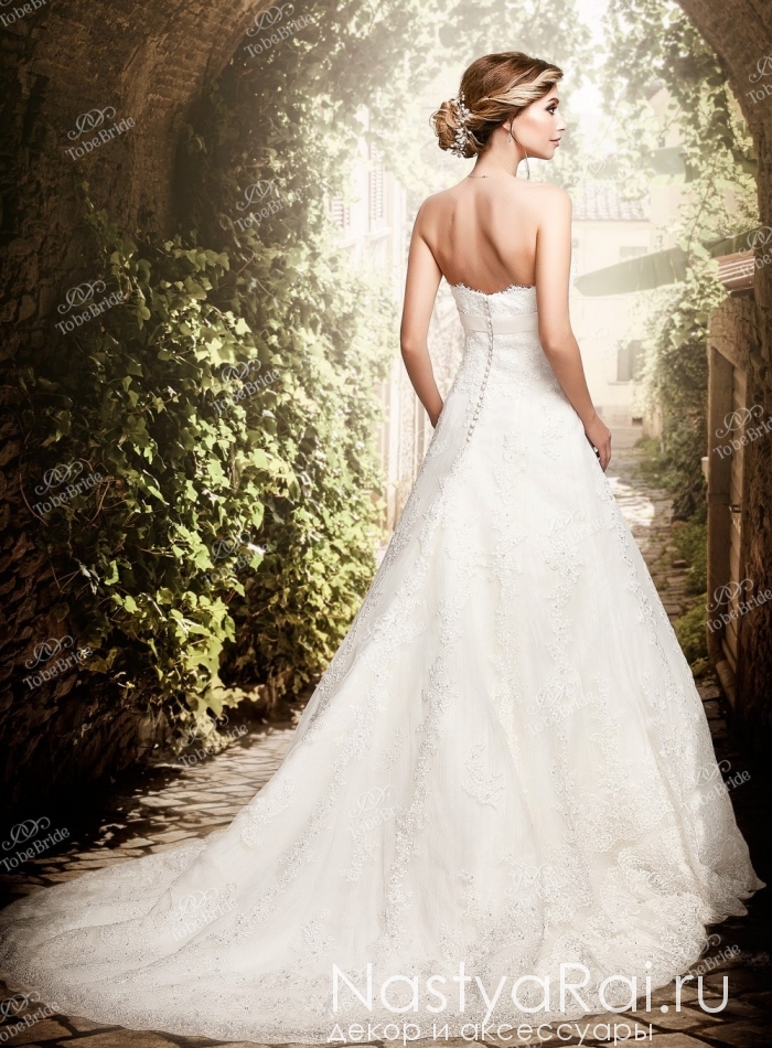 Фото. Длинное свадебное платье А-силуэта из кружева PP015.