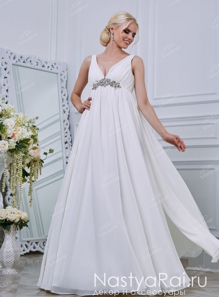 Фото. Свадебное платье с камнями и бисером RB007.
