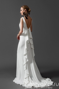 Длинное свадебное платье с вырезом на спине NN010. Фото 000.