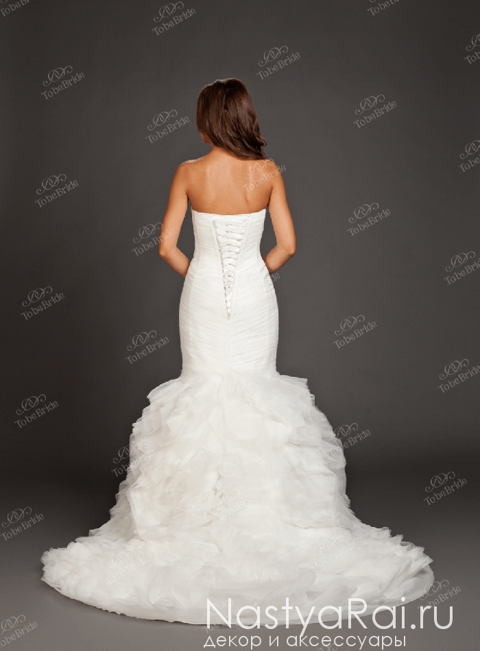Фото. Свадебное платье с пышным шлейфом PA002.