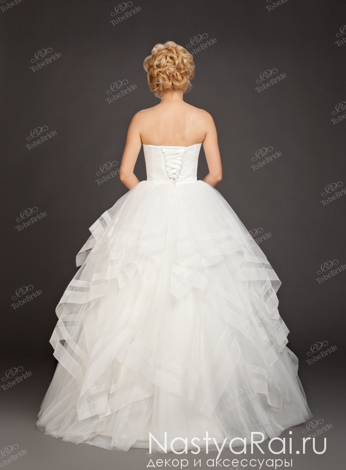 Фото. Пышное корсетное свадебное платье BR004.