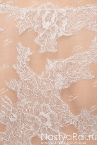    V-    PB030.  004.