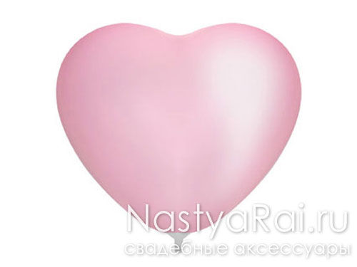 Фото. Ярко-розовые воздушные шарики-сердца.