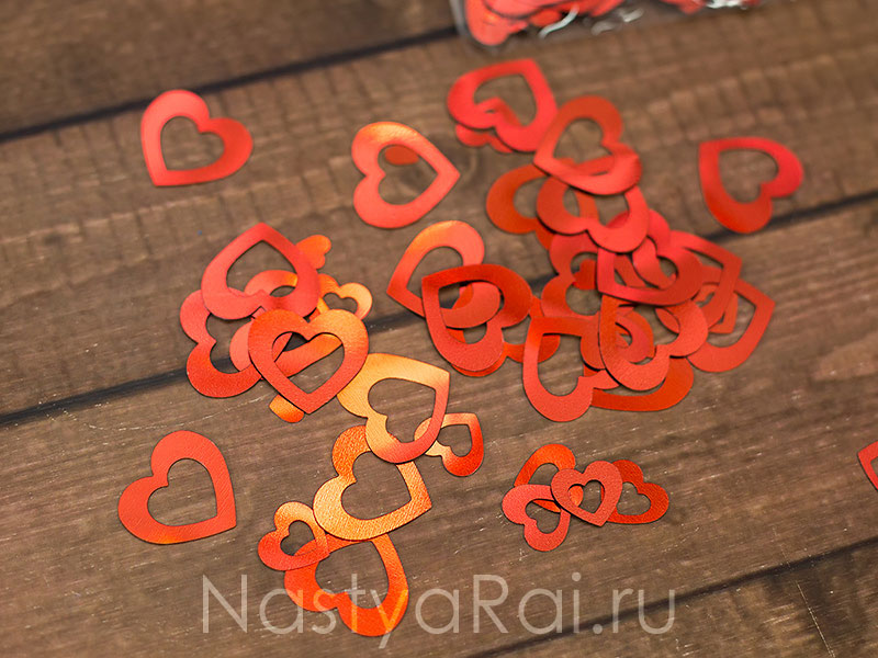 Фото. Свадебное конфетти Сердца красные двойные.